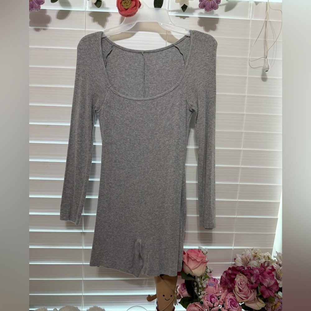 SHEIN Gray Long Sleeve Bodysuit